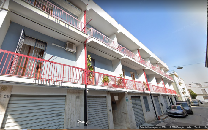 APPARTAMENTO AL 2° PIANO