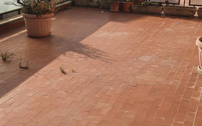 APPARTAMENTO AL 2° PIANO