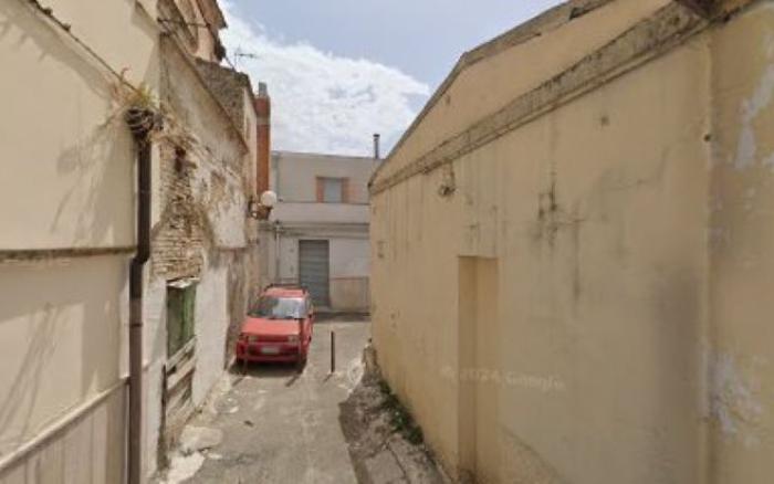 VENDITA INDIPENDENTE VICO EBREI