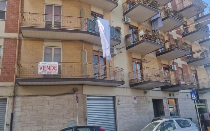 VENDITA APPARTAMENTO AL 1° PIANO